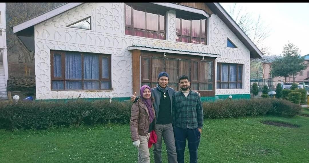 The K2 Alpine Hotel Pahalgām Kültér fotó